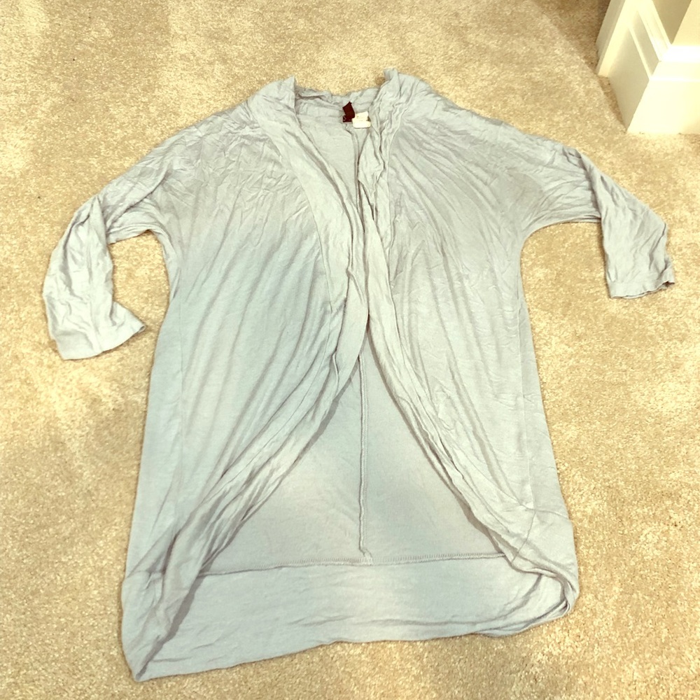 Molli & Mia gray open cardigan. Used